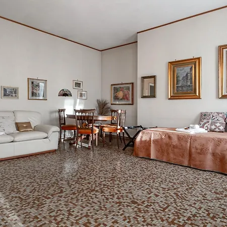 Apartment Guesthost - The Sailor's Terrace - Cozy Apt!