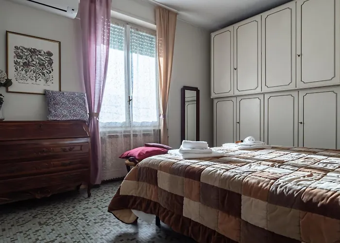 Apartman Guesthost - The Sailor's Terrace - Cozy Apt! La Spezia